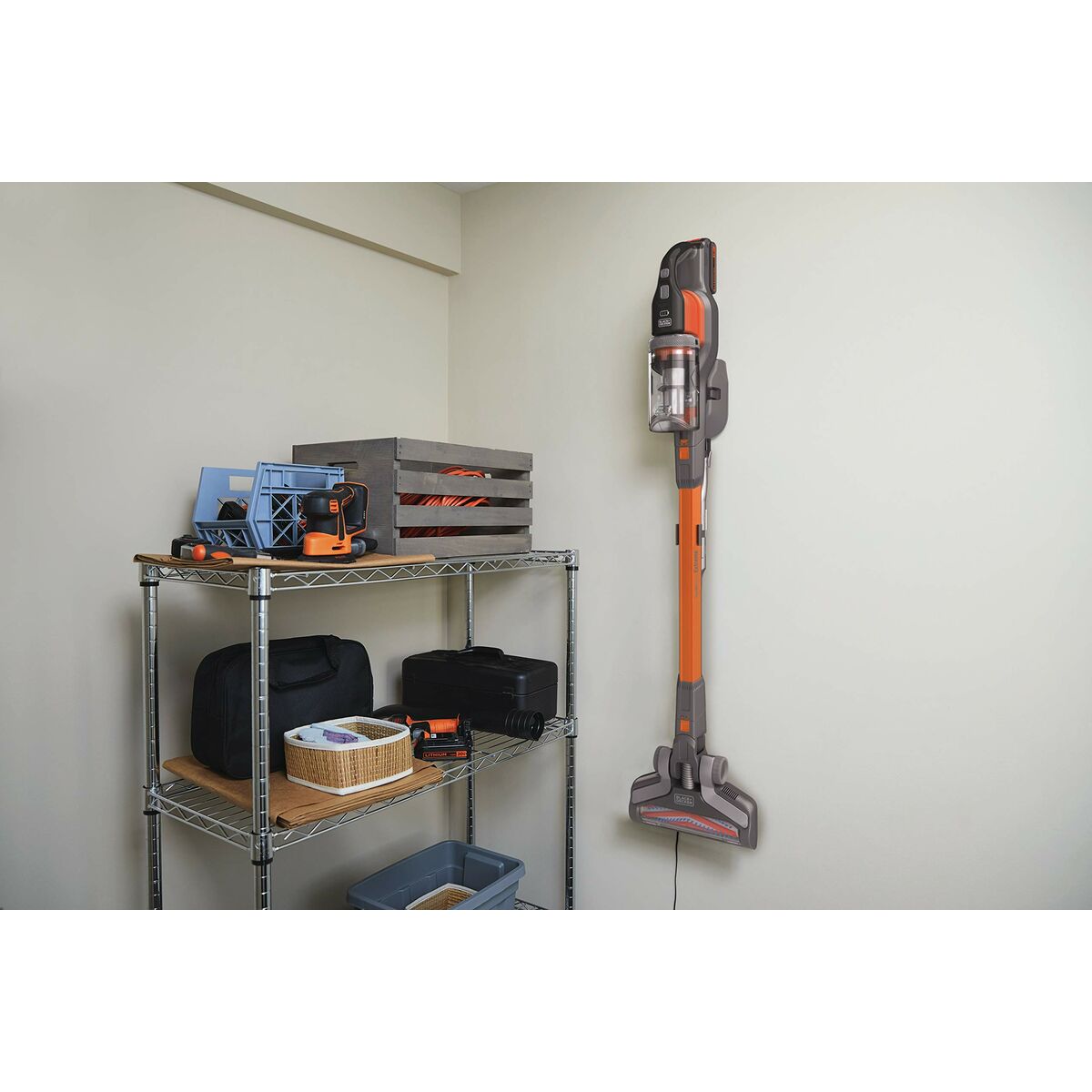 Kabelloser Staubsauger Black & Decker BHFEV182B-XJ Orange Titan